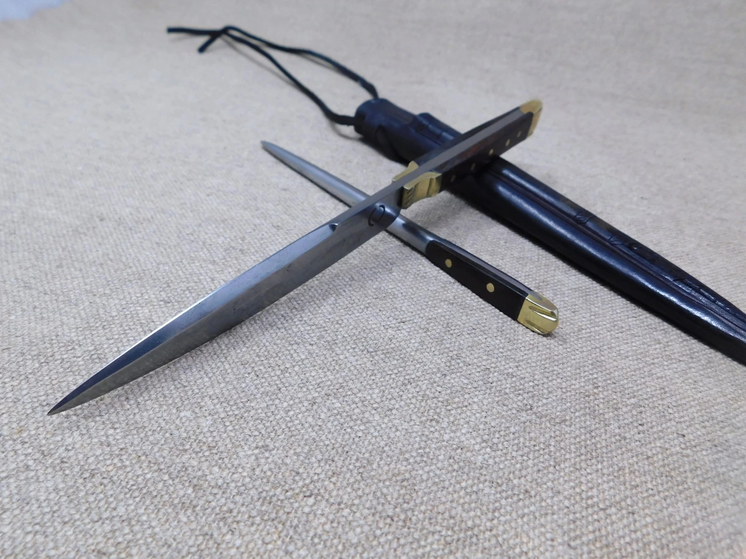 15thC Medieval 2 Piece Eating Set - Image 9