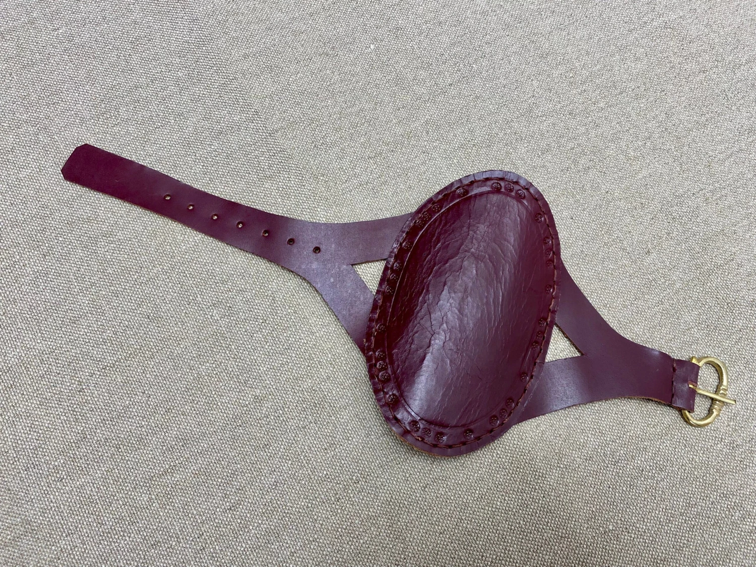 Medieval Oval Archery Bracer - Image 7