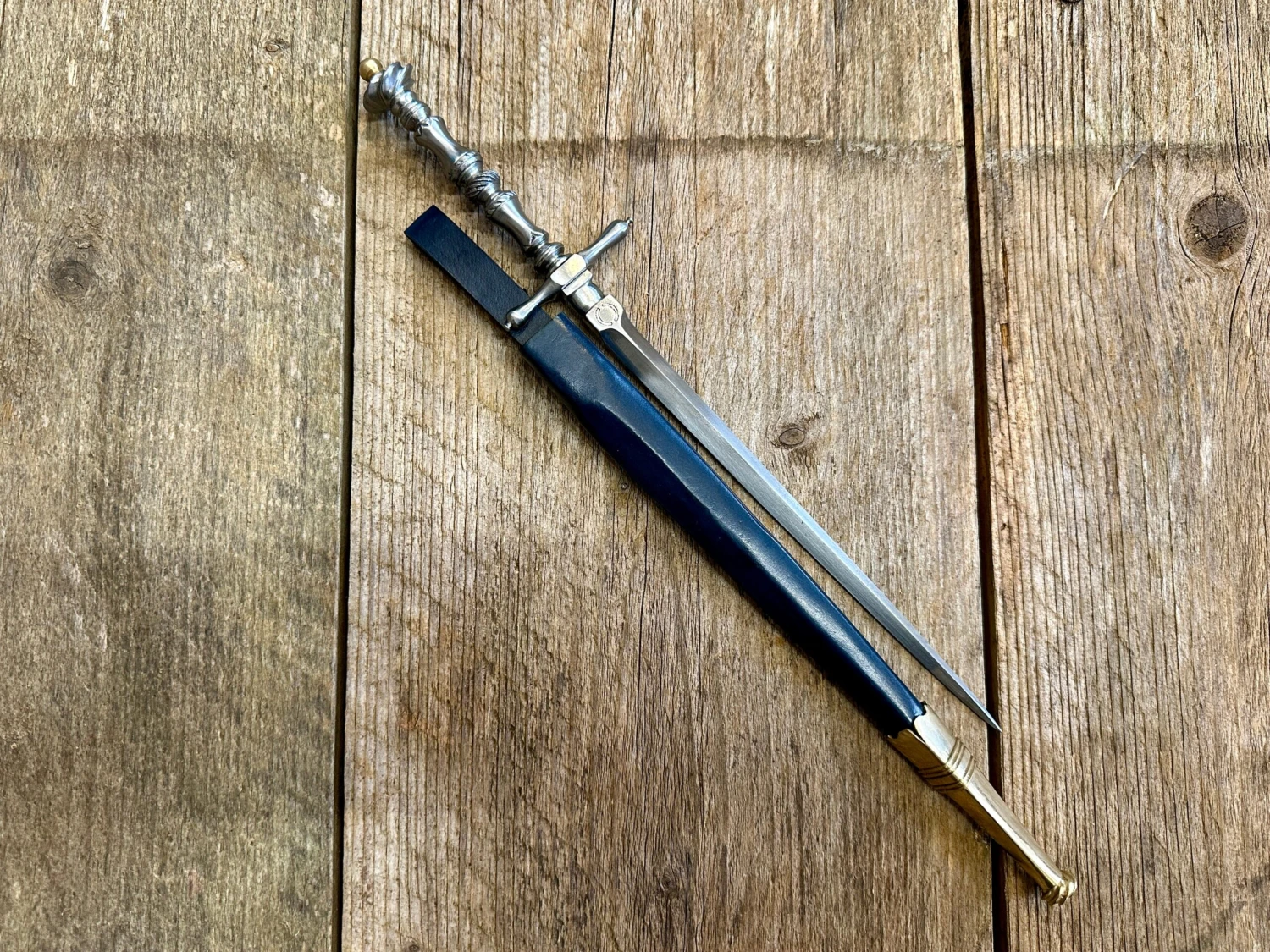 Pitt Rivers Stiletto - Image 8