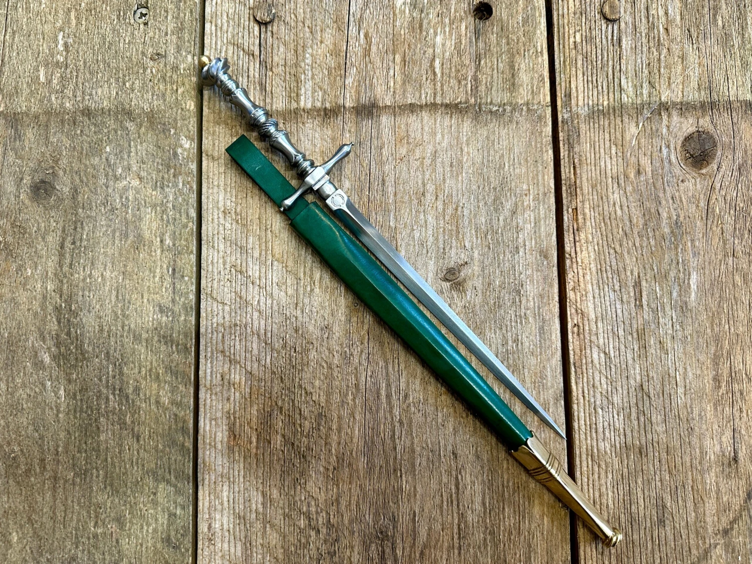 Pitt Rivers Stiletto - Image 10