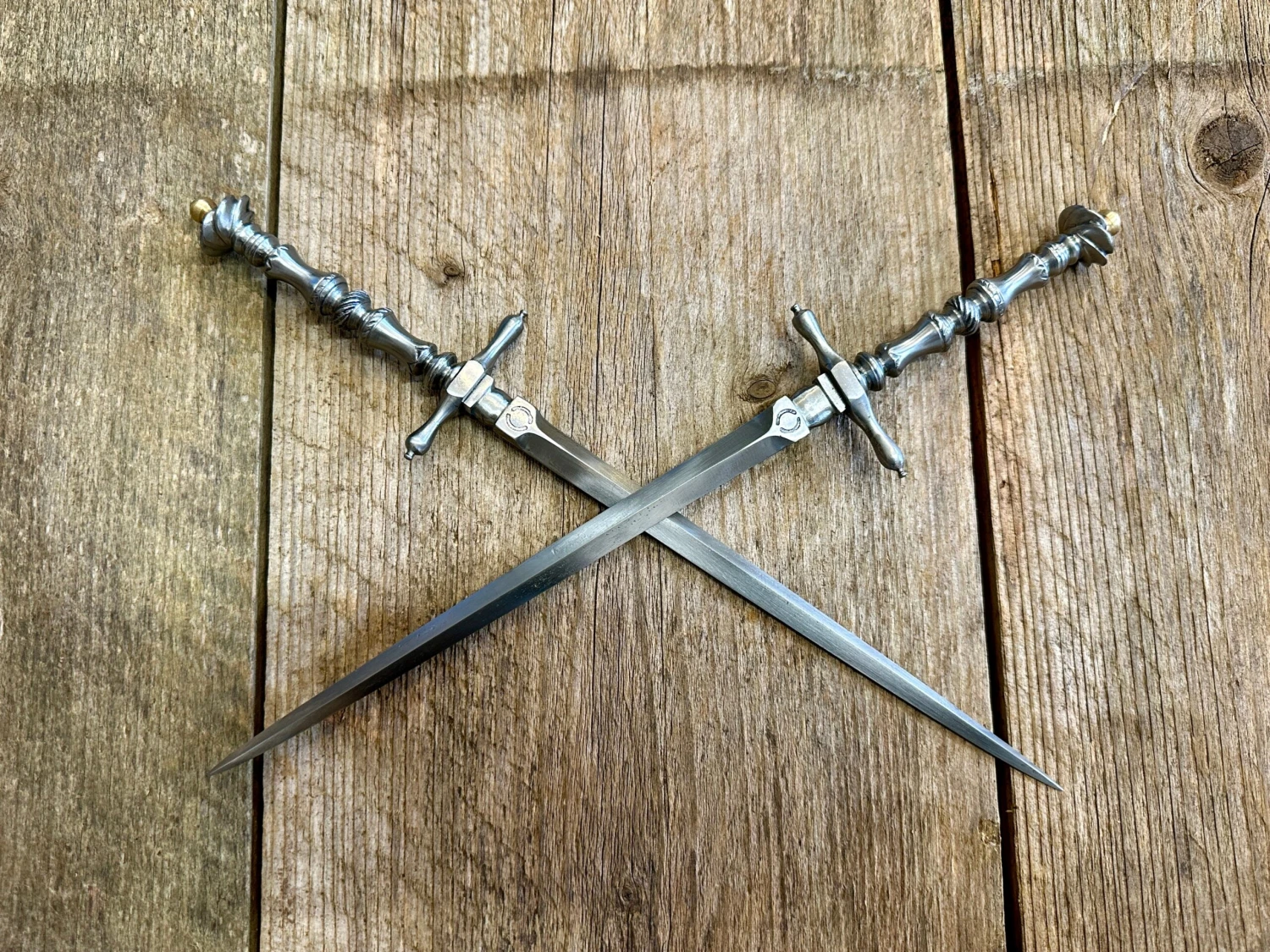 Pitt Rivers Stiletto - Image 4