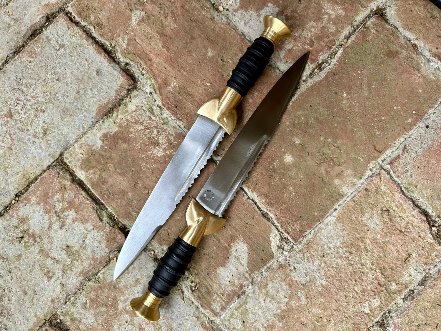 18thC Short Brass And Wood Dirk - Image 8