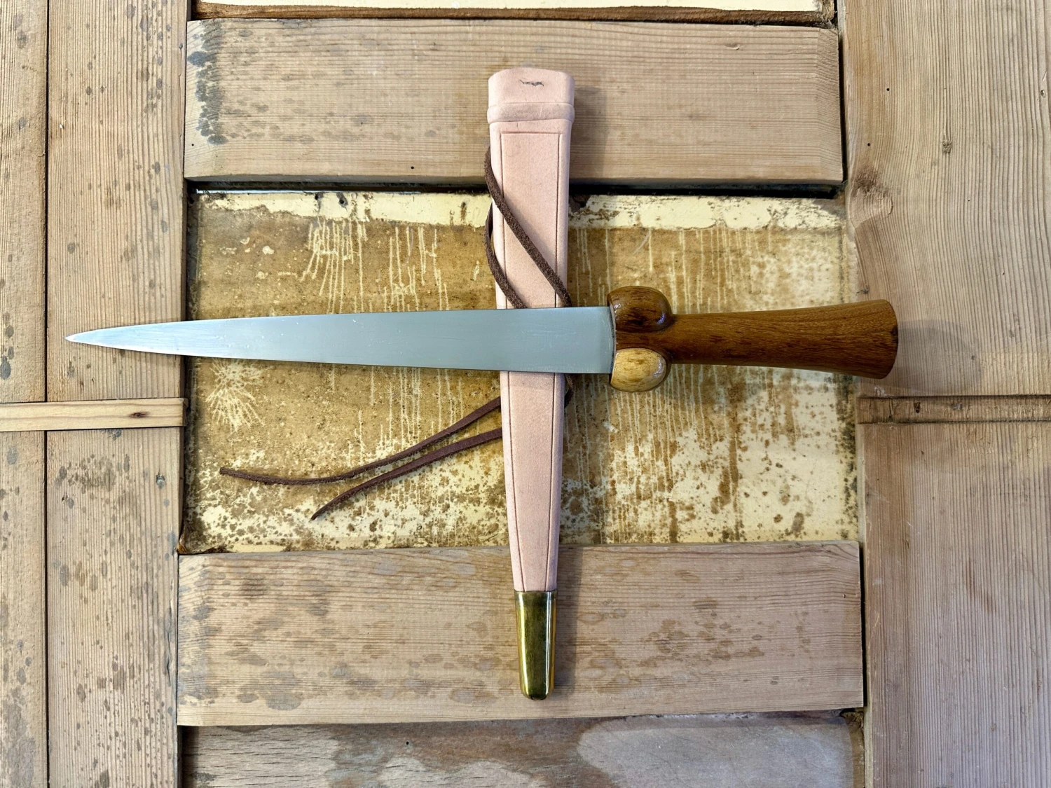 Medieval Low Status Bollock Dagger 14thC - 15thC - Image 9