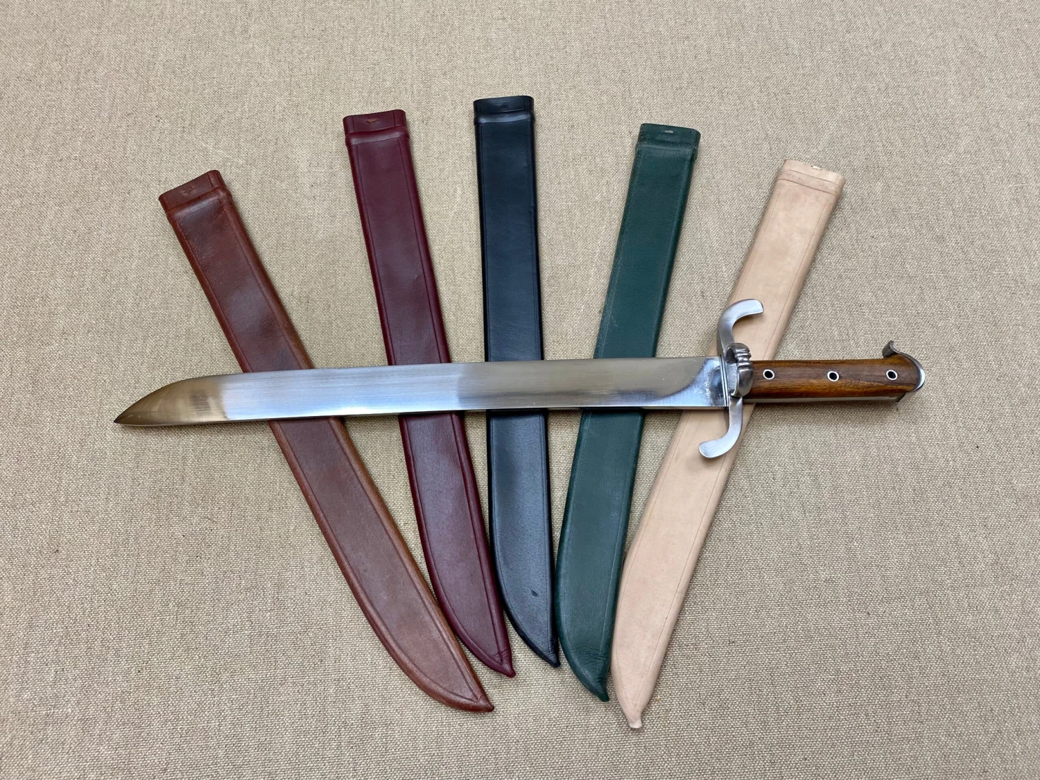 16thC Bruegel Messer - Image 2