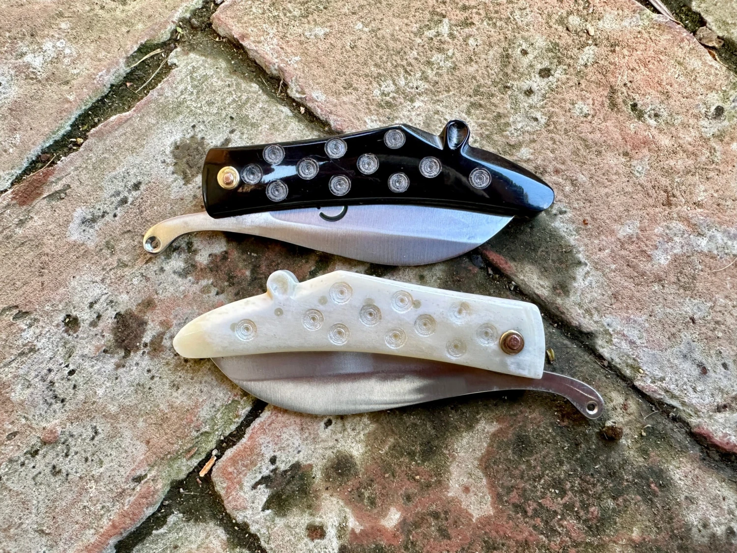 14thC-15thC Zoomorphic Folding Knife In Horn Or Bone - Image 3