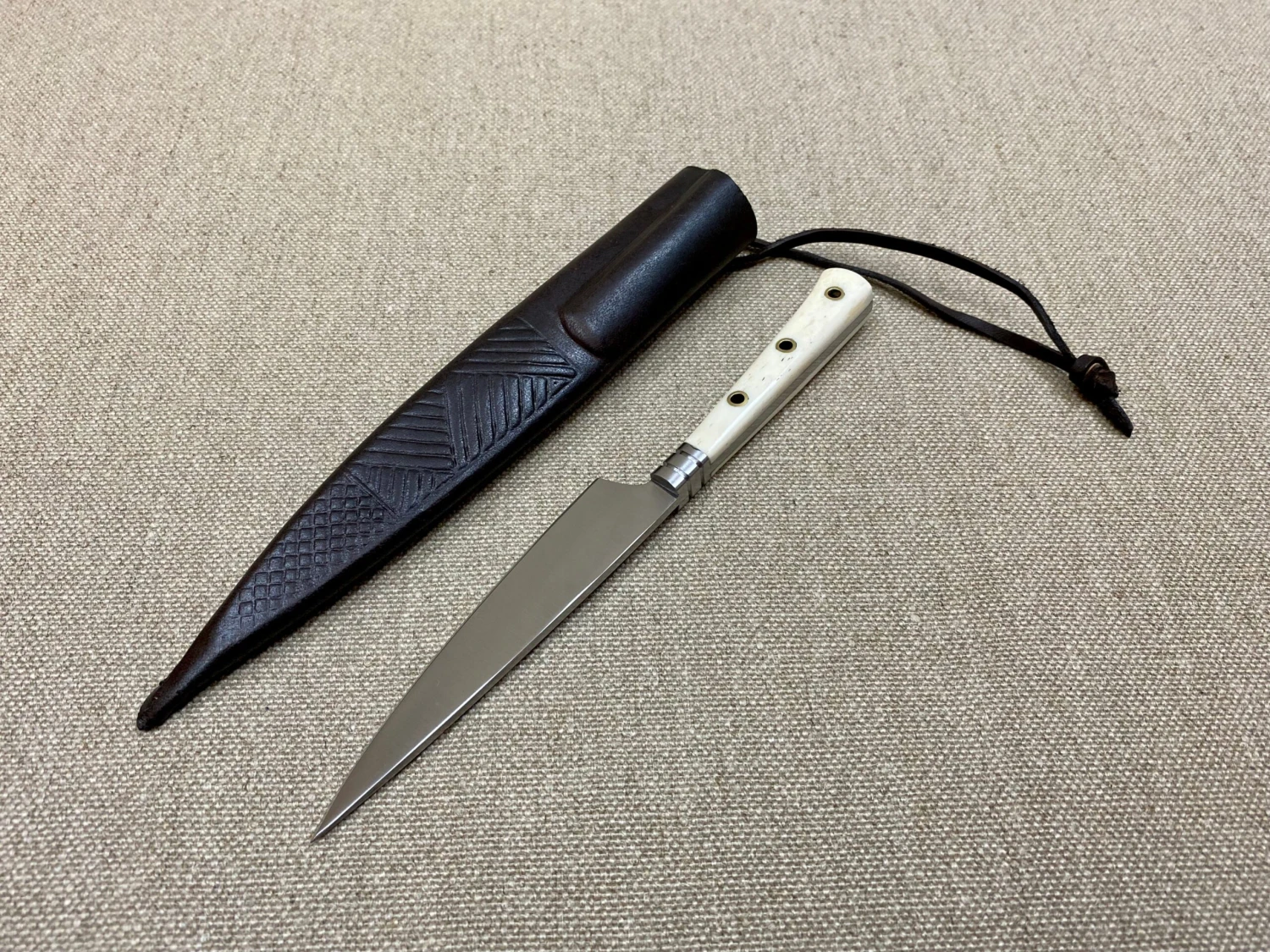 Small Bone Handled Medieval Eating Knives 14thC-15thC - Image 13