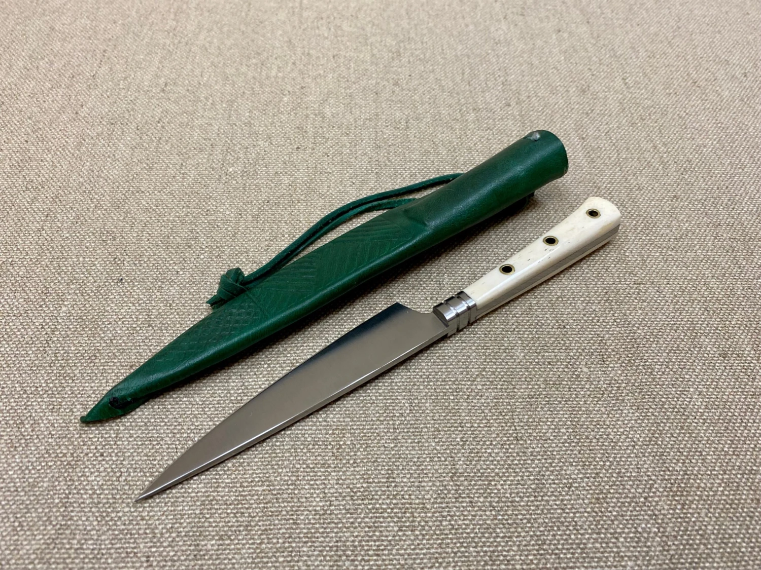 Small Bone Handled Medieval Eating Knives 14thC-15thC - Image 9