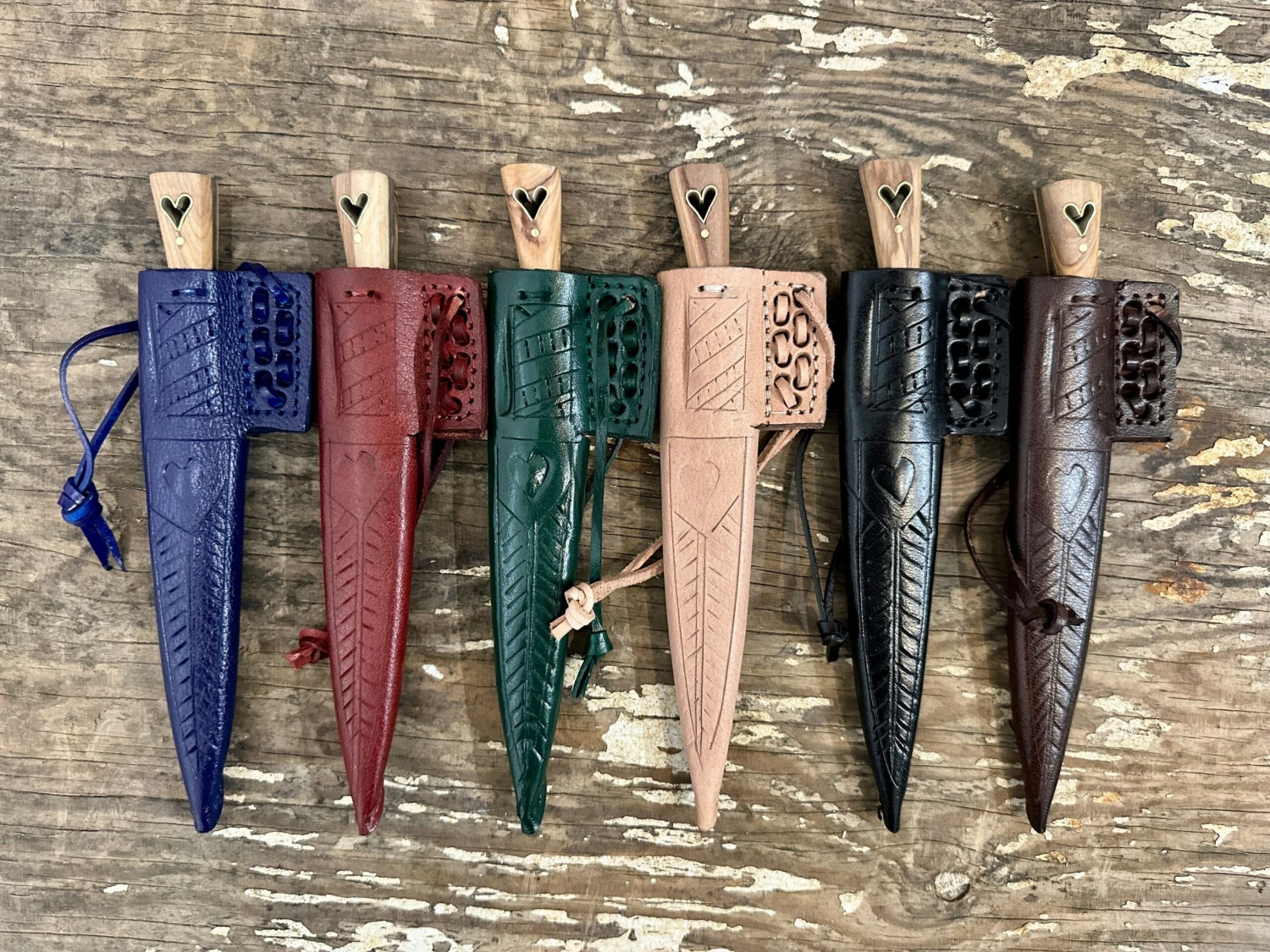 Heart Medieval Eating Knife In Olive Wood 14-15th Century - Image 2