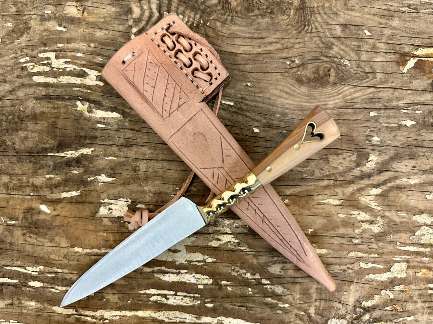 Heart Medieval Eating Knife In Olive Wood 14-15th Century - Image 7